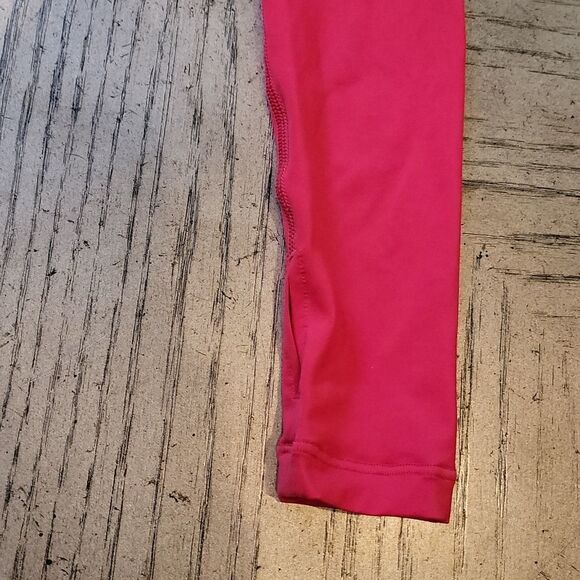 Red Nike Pro Long sleeve workout top size S with thumholes❤ - Picture 3 of 9